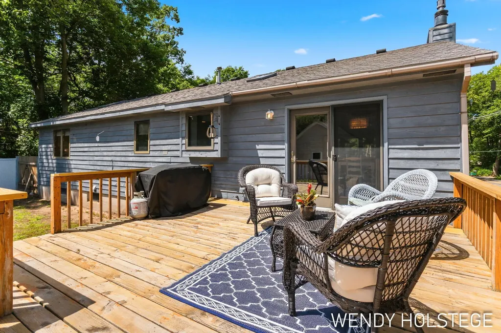 2135 Lakeridge Drive Park Township MI 49424