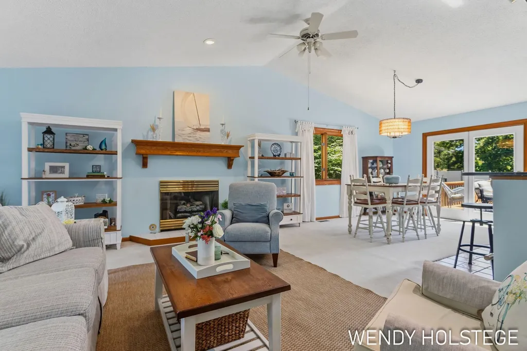 2135 Lakeridge Drive Park Township MI 49424