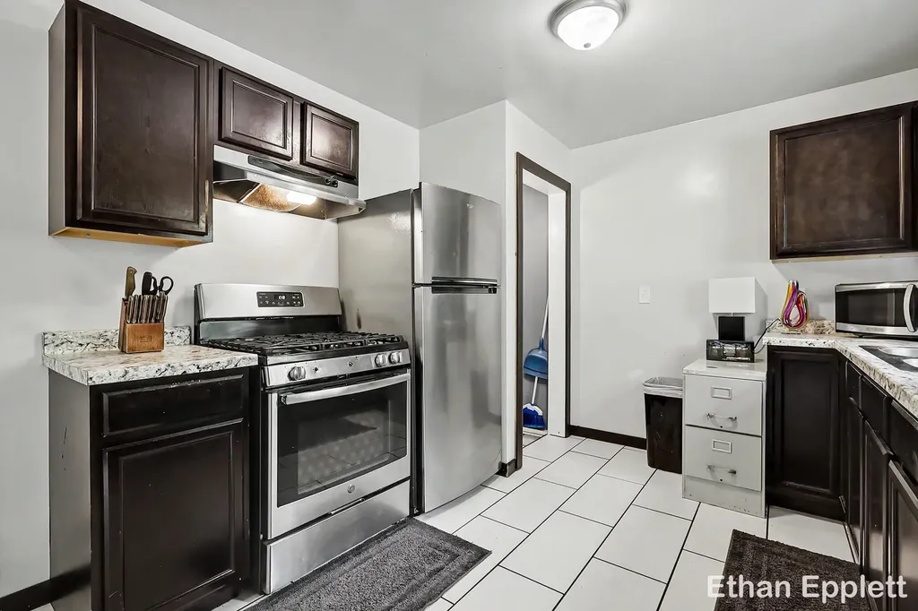 3321 Baker Street Muskegon Heights City MI 49444