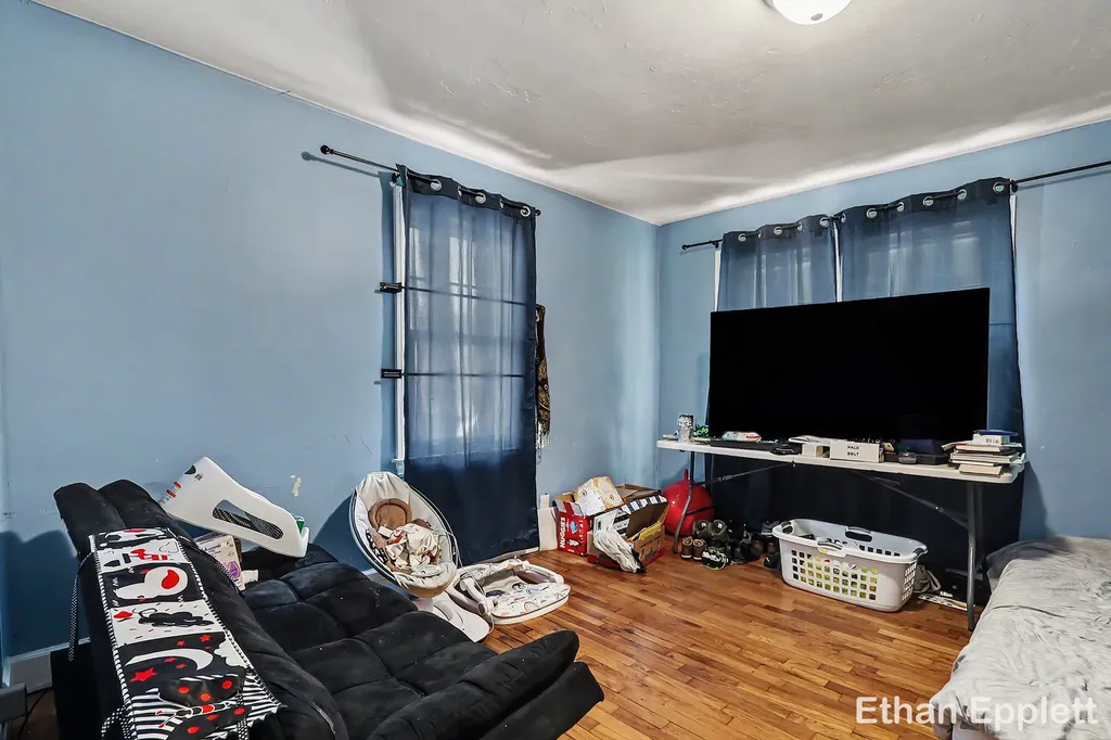 3321 Baker Street Muskegon Heights City MI 49444