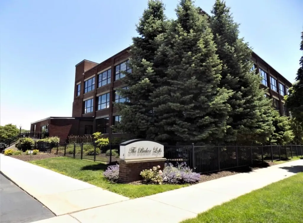 533 Columbia Avenue Holland City MI 49423