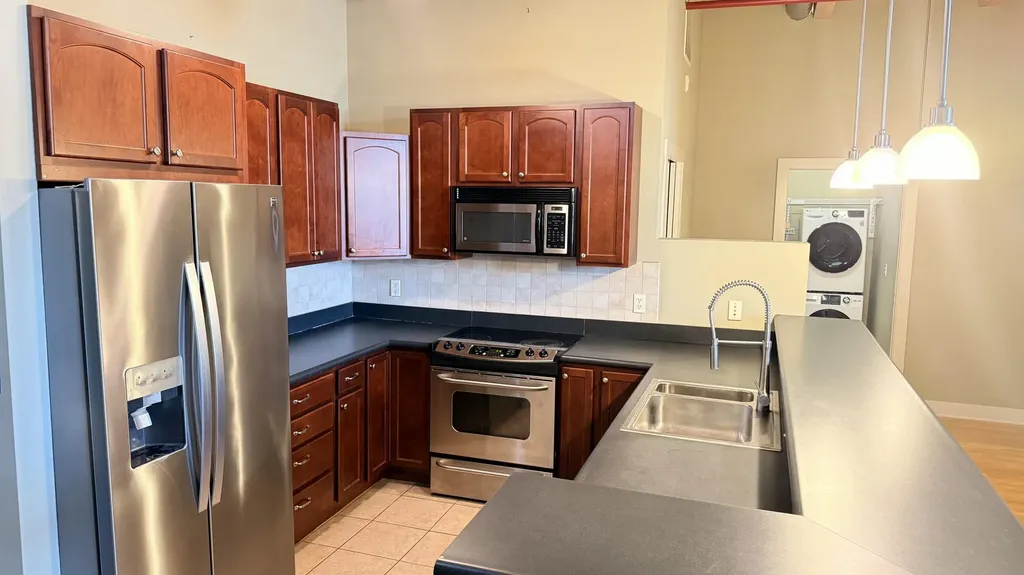 533 Columbia Avenue Holland City MI 49423