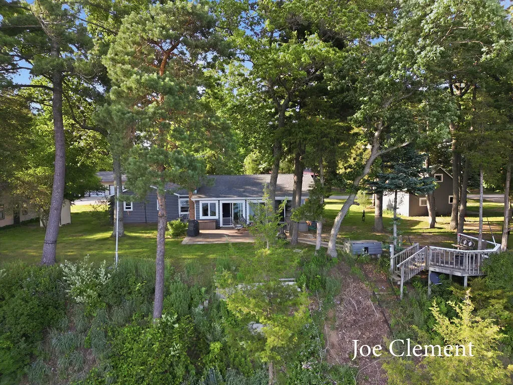 5708 E 52nd Street Croton Township MI 49337
