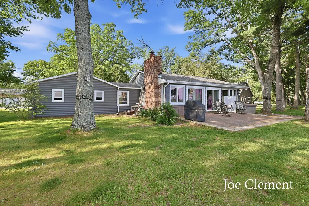 5708 E 52nd Street Croton Township MI 49337