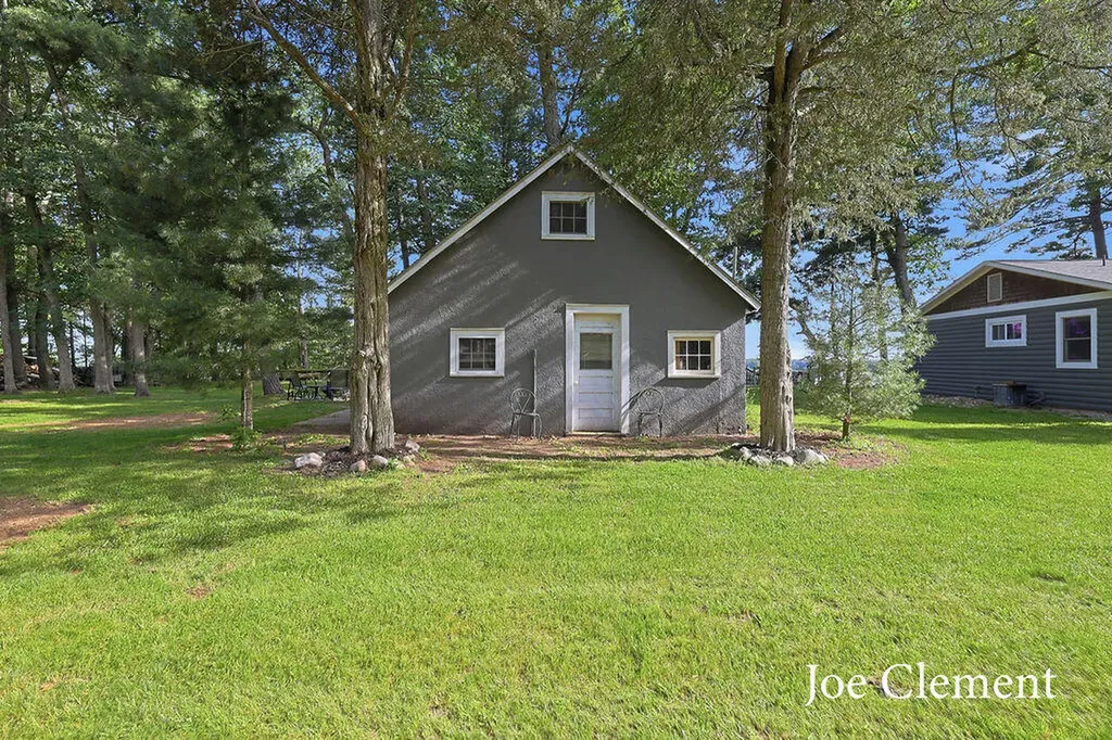 5708 E 52nd Street Croton Township MI 49337