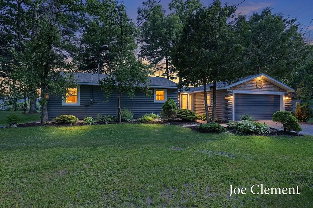 5708 E 52nd Street Croton Township MI 49337