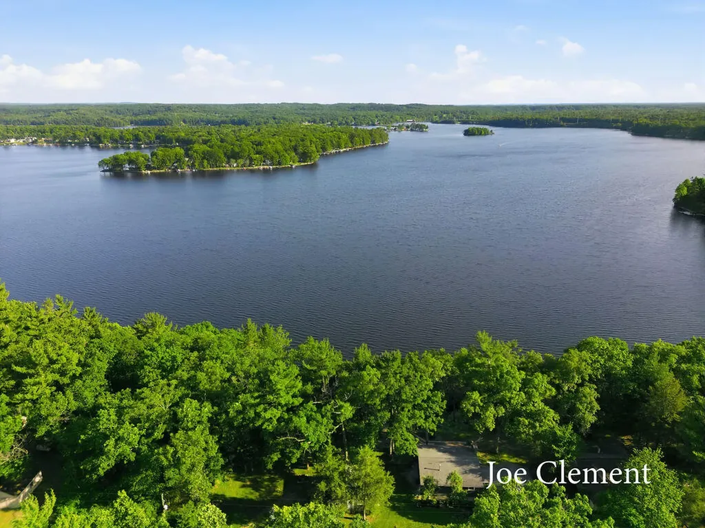 5708 E 52nd Street Croton Township MI 49337