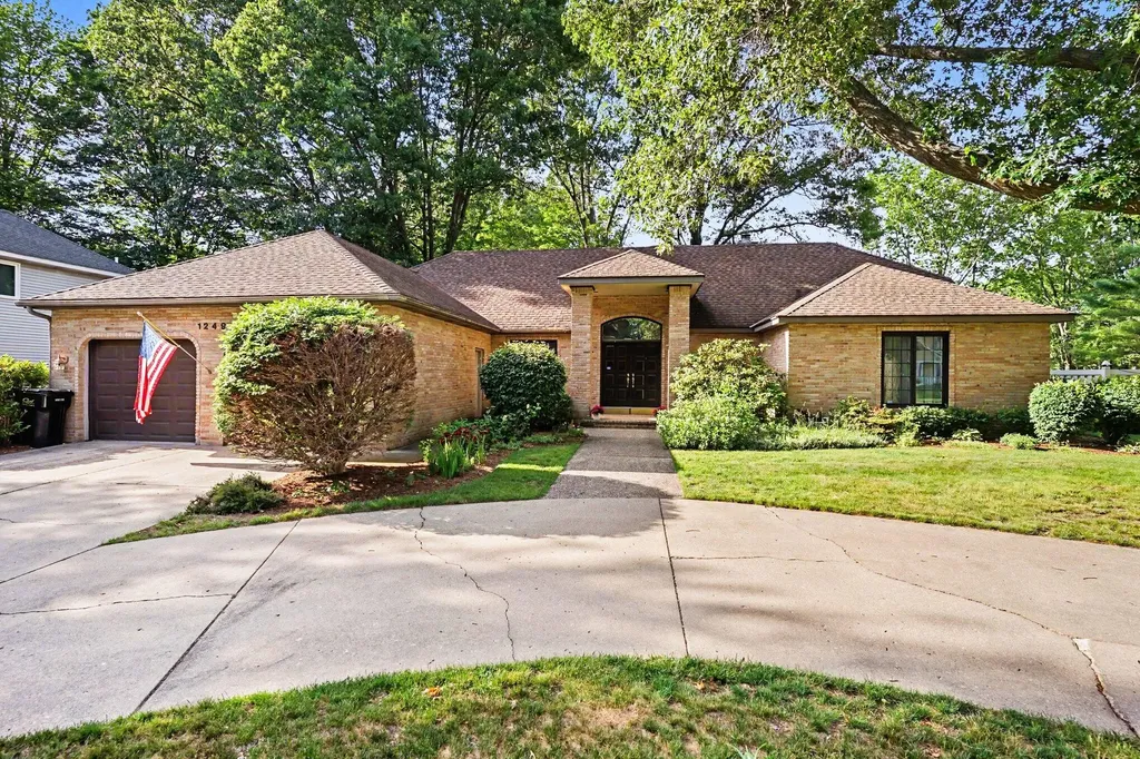 1249 Heather Court Holland City MI 49423