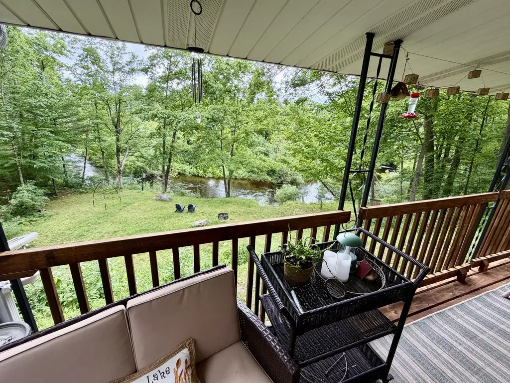 5825 S Woods Road Logan Township MI 49402