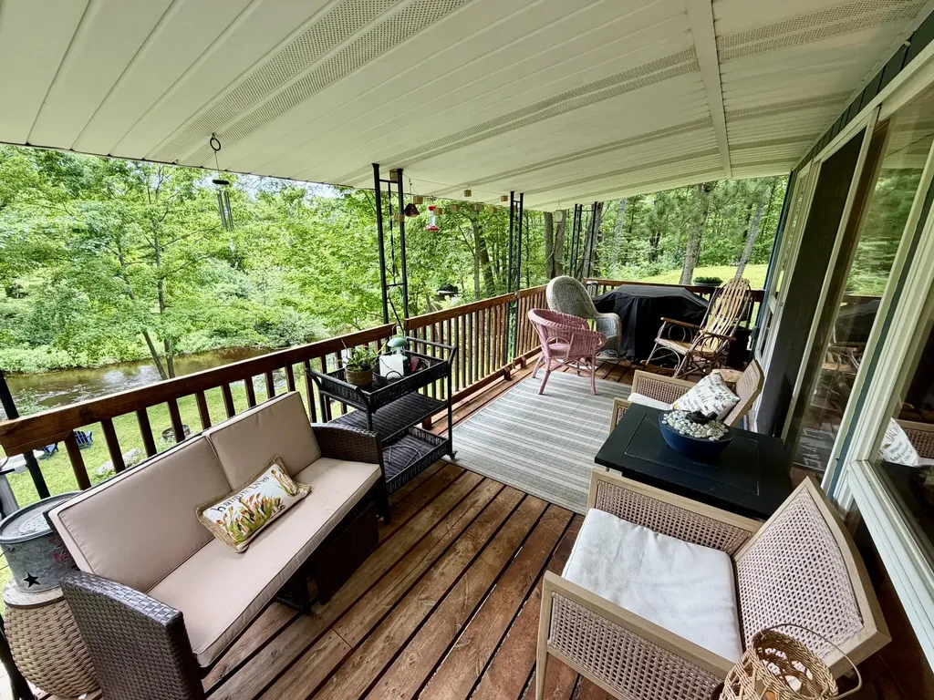 5825 S Woods Road Logan Township MI 49402