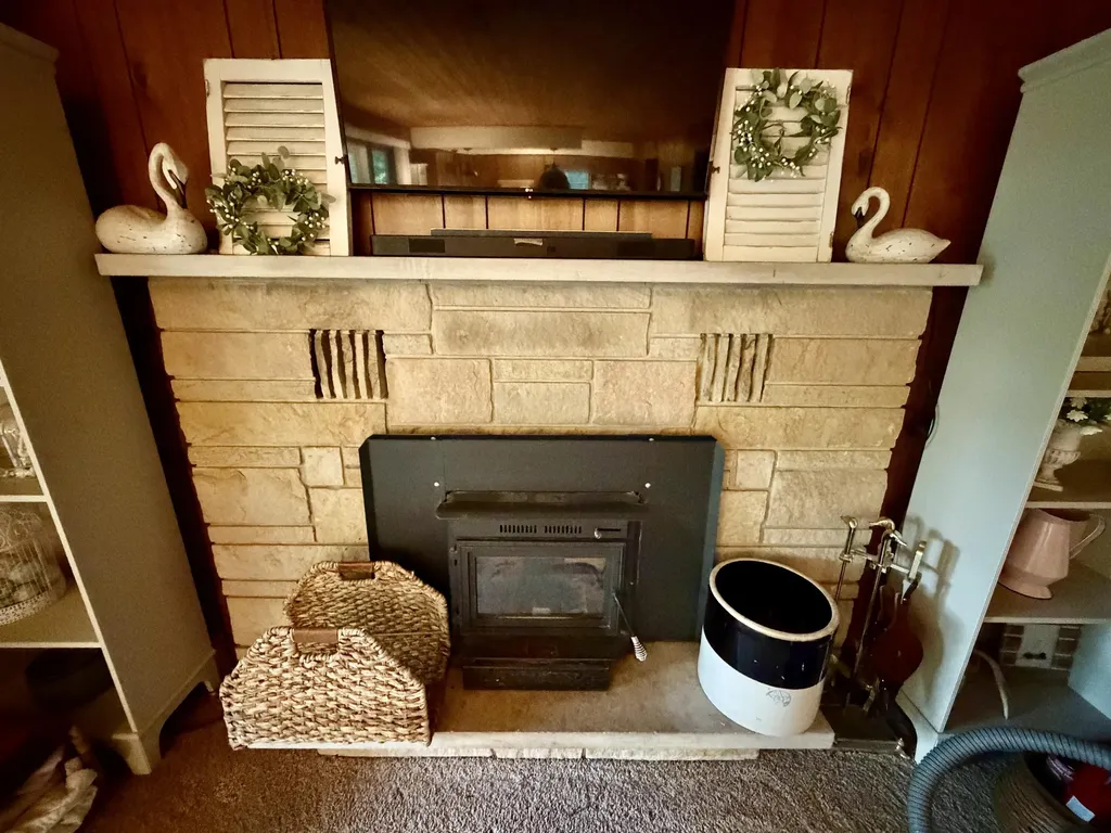5825 S Woods Road Logan Township MI 49402