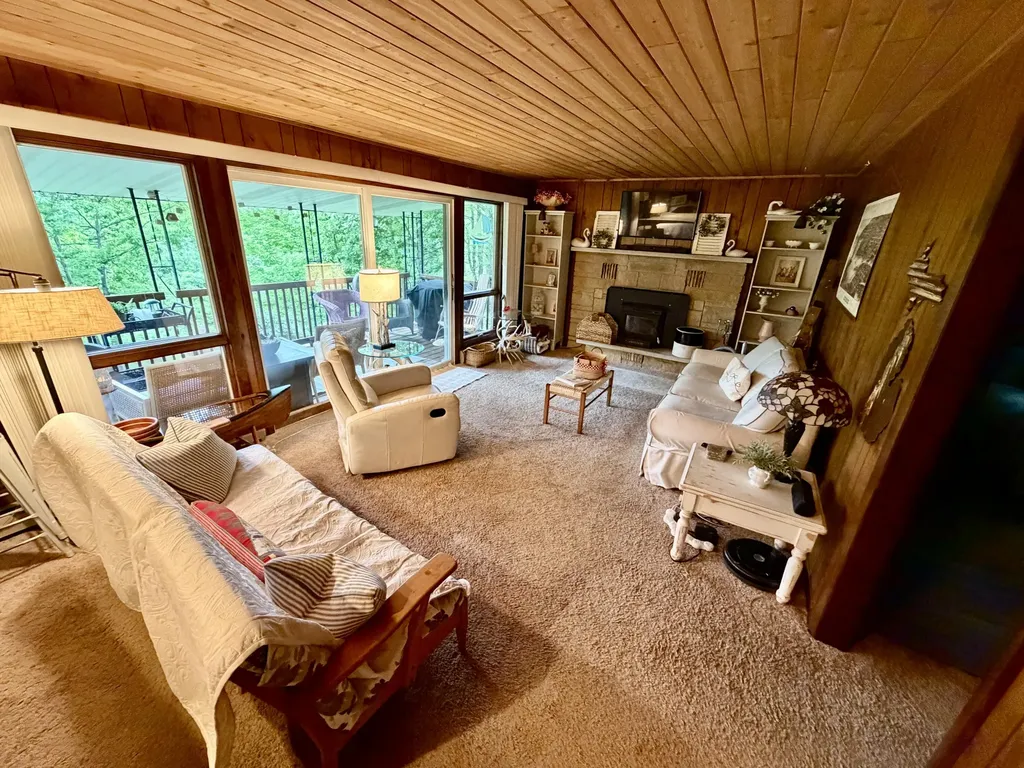 5825 S Woods Road Logan Township MI 49402