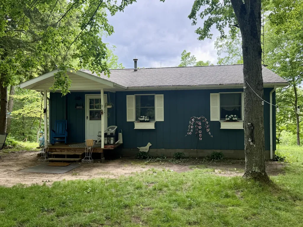 5825 S Woods Road Logan Township MI 49402