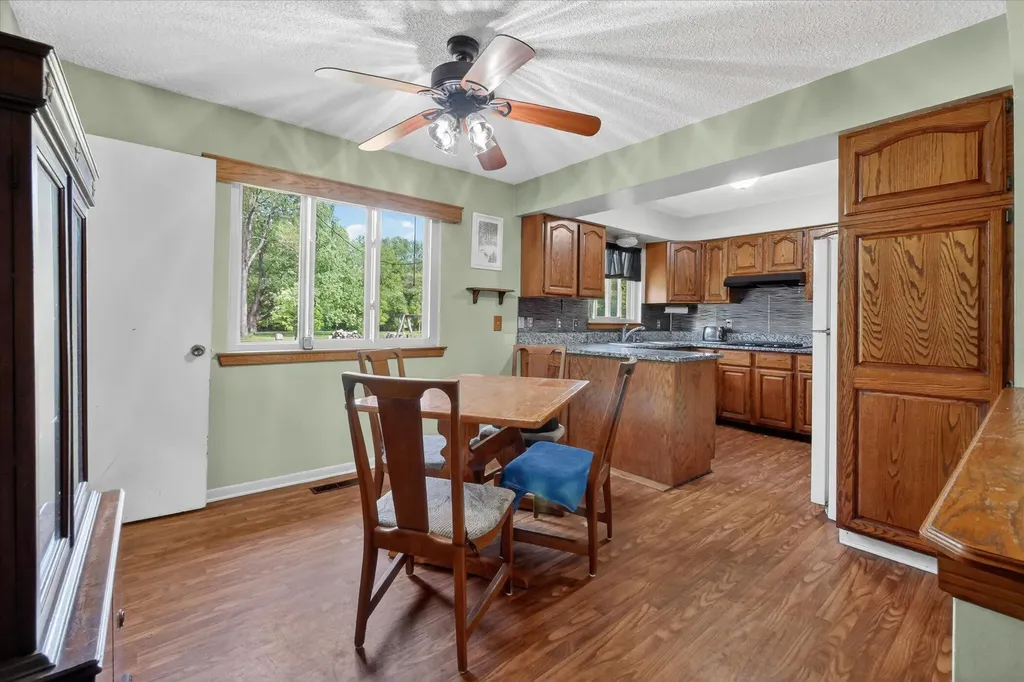 2717 Fishbeck Road Genoa Township MI 48843