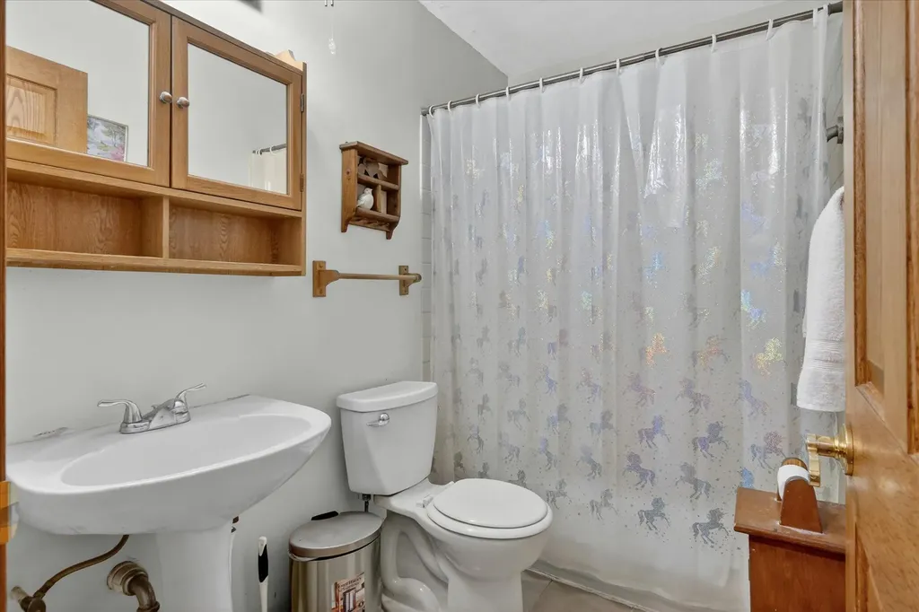 2717 Fishbeck Road Genoa Township MI 48843