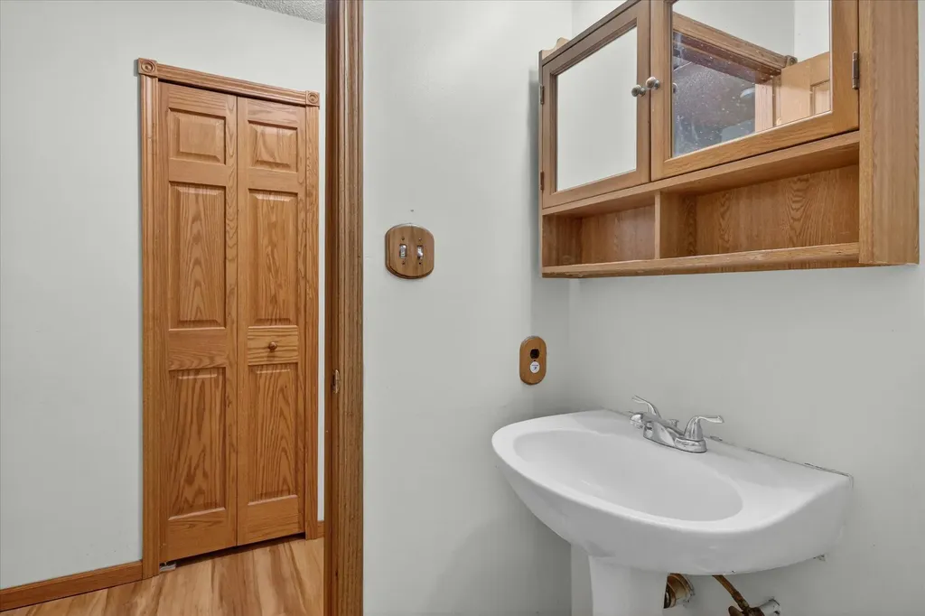 2717 Fishbeck Road Genoa Township MI 48843