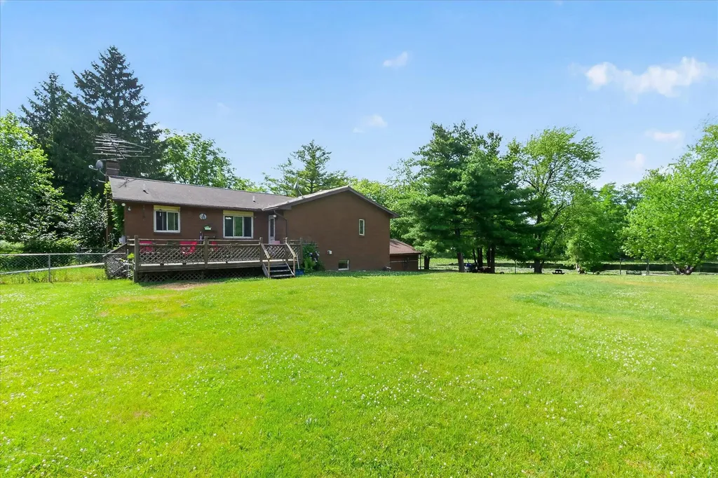 2717 Fishbeck Road Genoa Township MI 48843