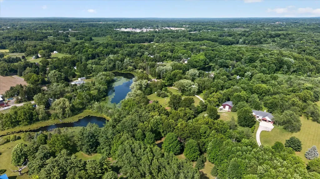 2717 Fishbeck Road Genoa Township MI 48843