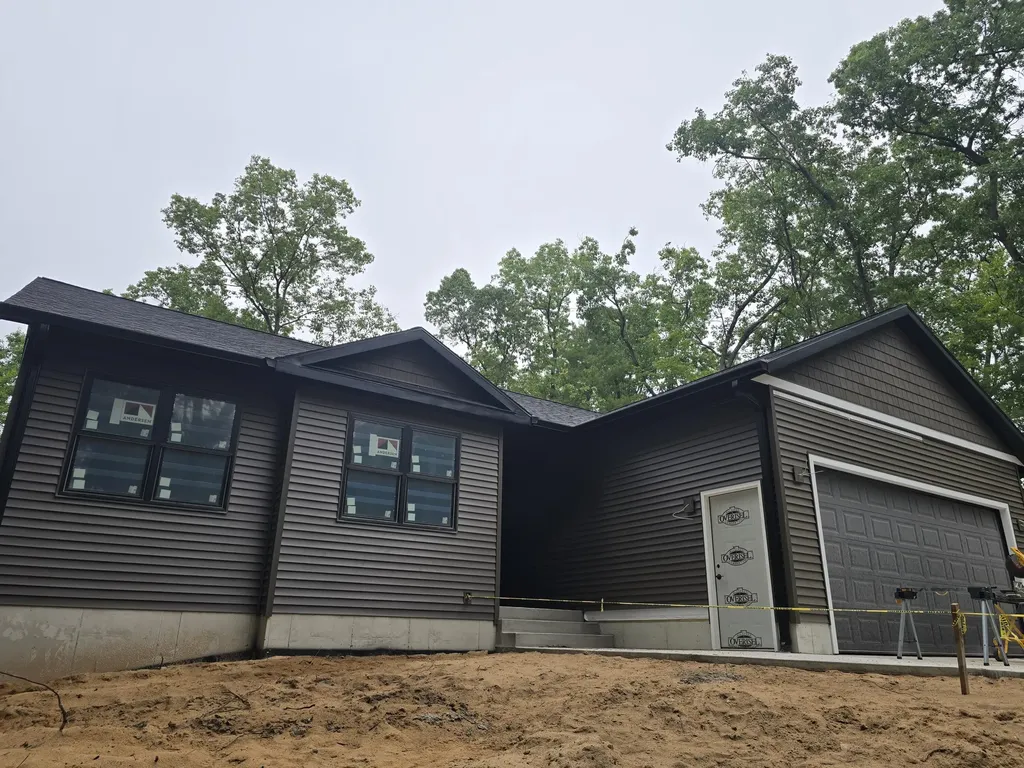 2850 Fenner Road Laketon Township MI 49445