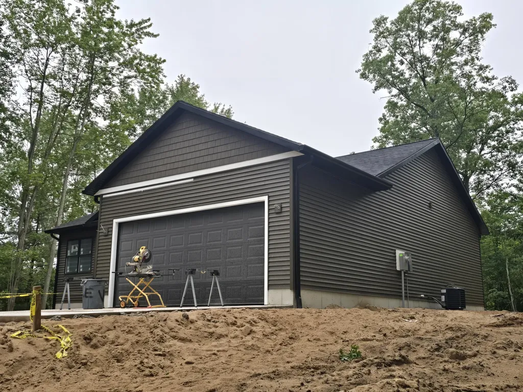 2850 Fenner Road Laketon Township MI 49445