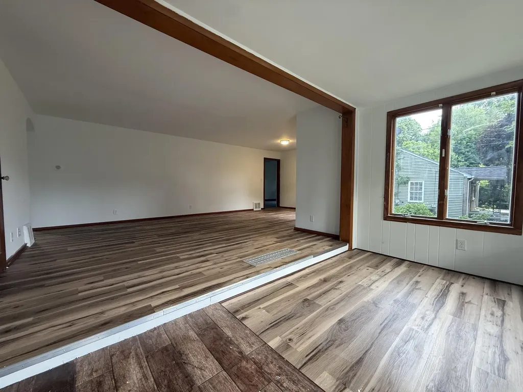 510 Maple Ridge Albion City MI 49224