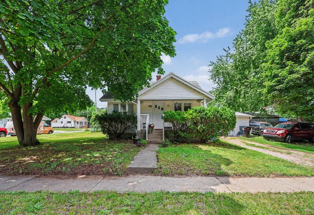 3955 Madison Avenue SE Wyoming City MI 49548