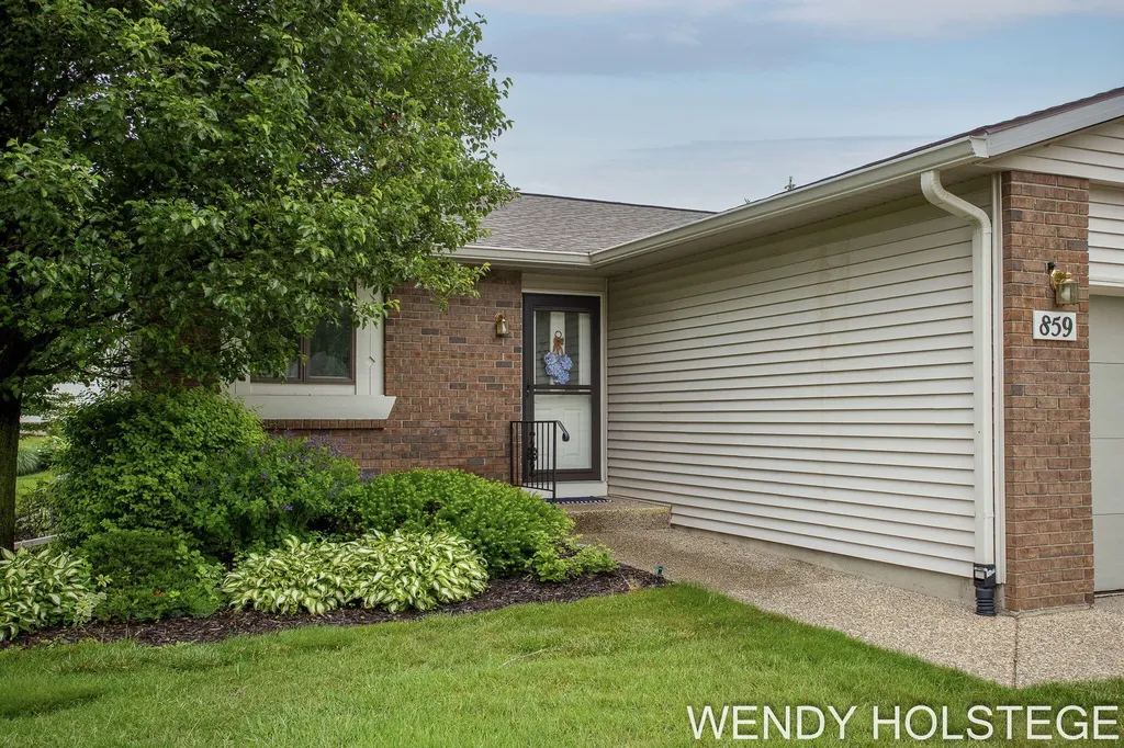 859 Creekridge Drive Laketown Township MI 49423