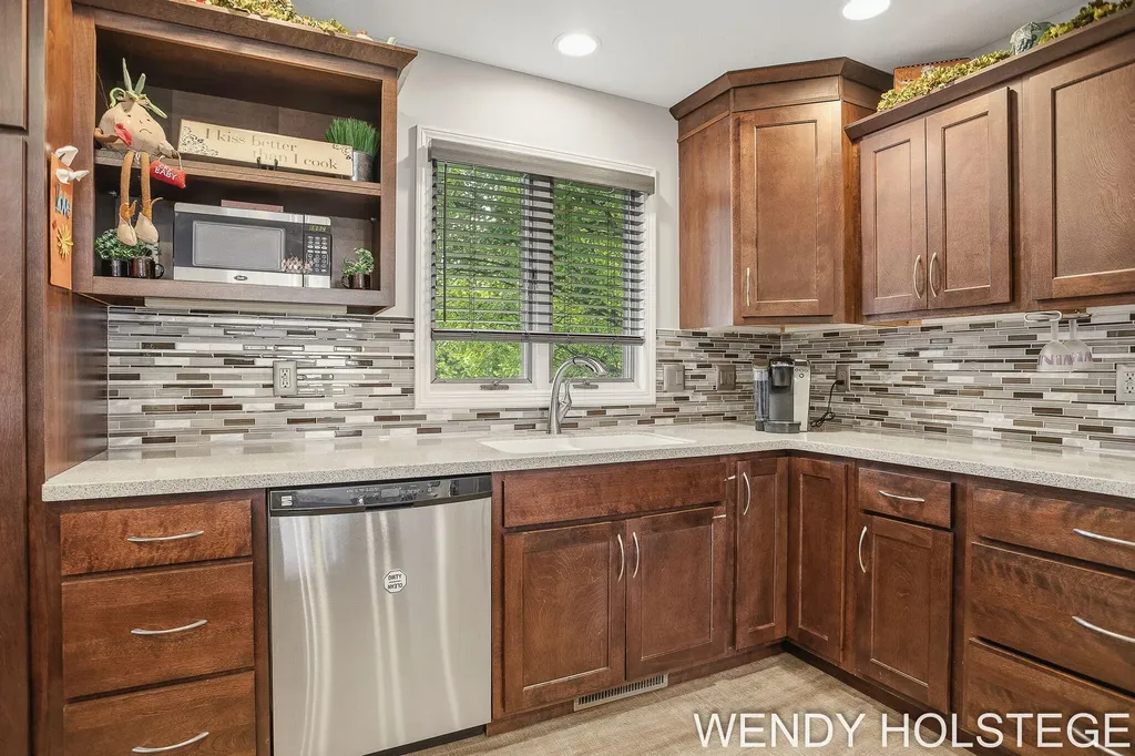 859 Creekridge Drive Laketown Township MI 49423