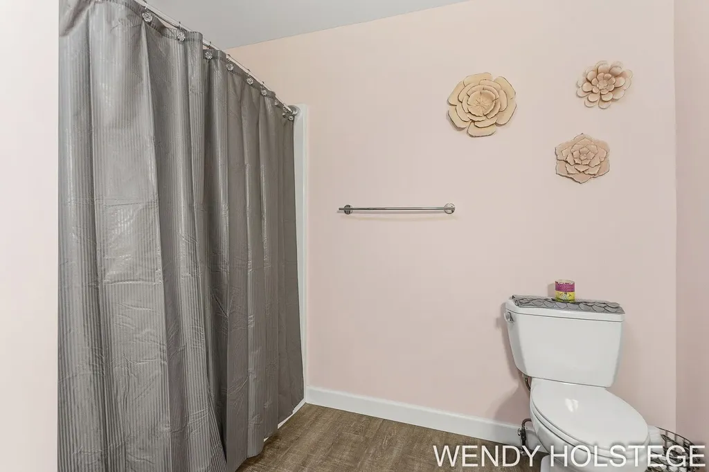 859 Creekridge Drive Laketown Township MI 49423