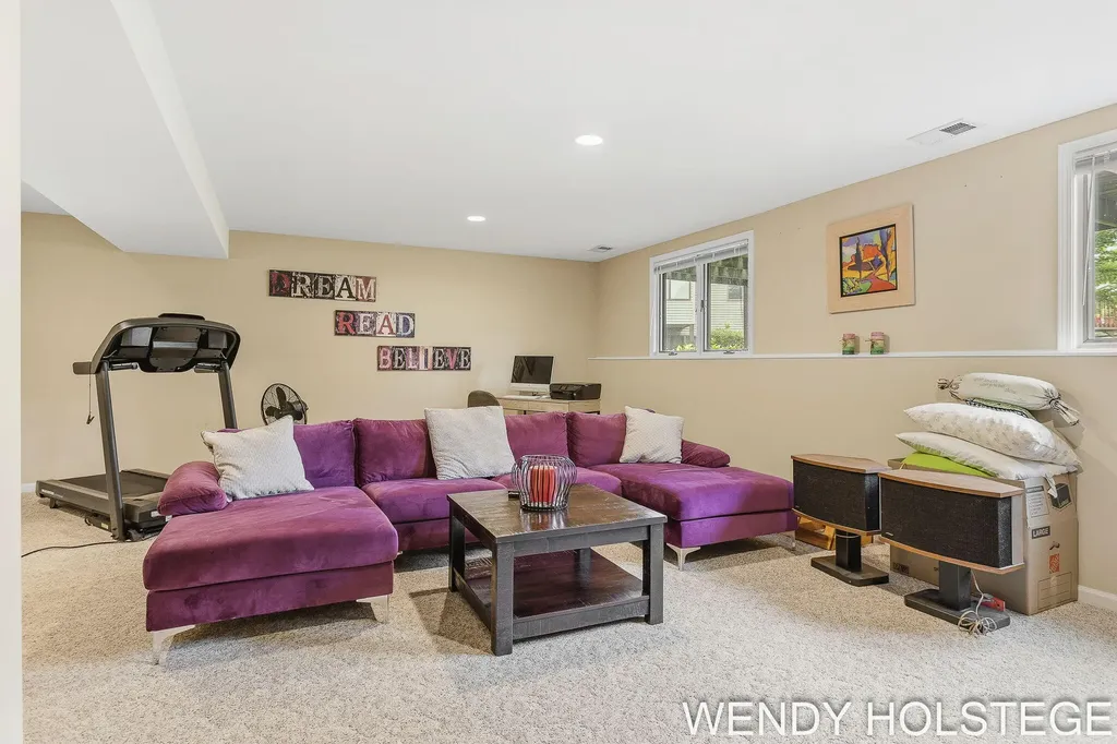 859 Creekridge Drive Laketown Township MI 49423
