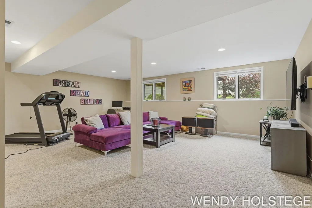 859 Creekridge Drive Laketown Township MI 49423
