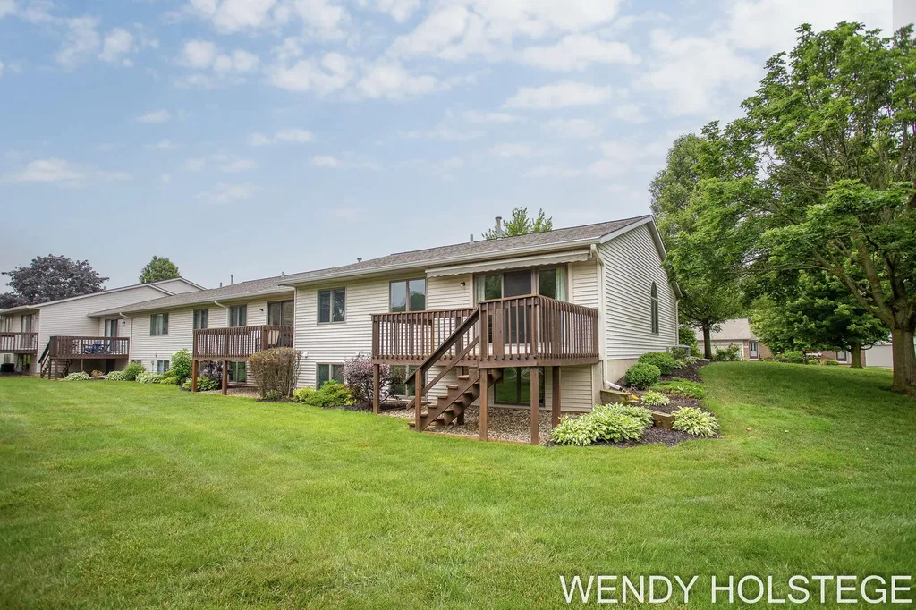 859 Creekridge Drive Laketown Township MI 49423