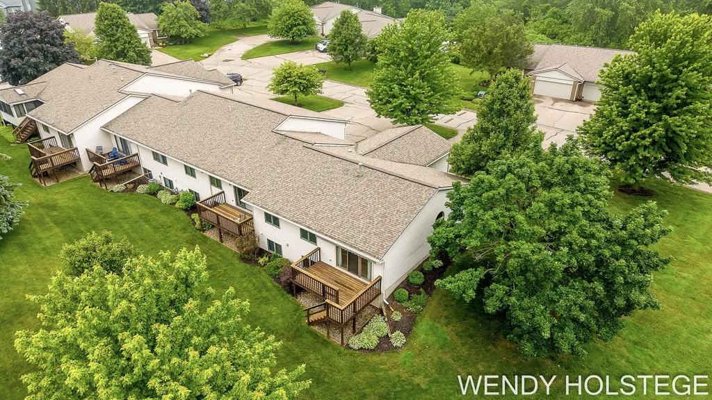 859 Creekridge Drive Laketown Township MI 49423