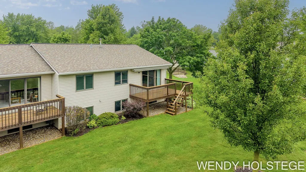 859 Creekridge Drive Laketown Township MI 49423