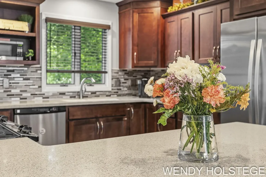 859 Creekridge Drive Laketown Township MI 49423