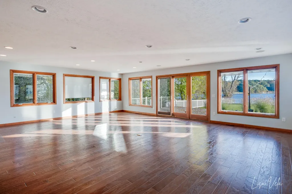 447 Lakeshore Boulevard Norton Shores City MI 49444