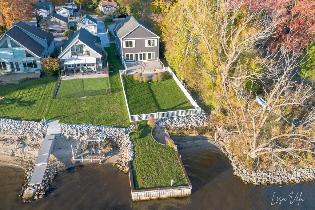 447 Lakeshore Boulevard Norton Shores City MI 49444