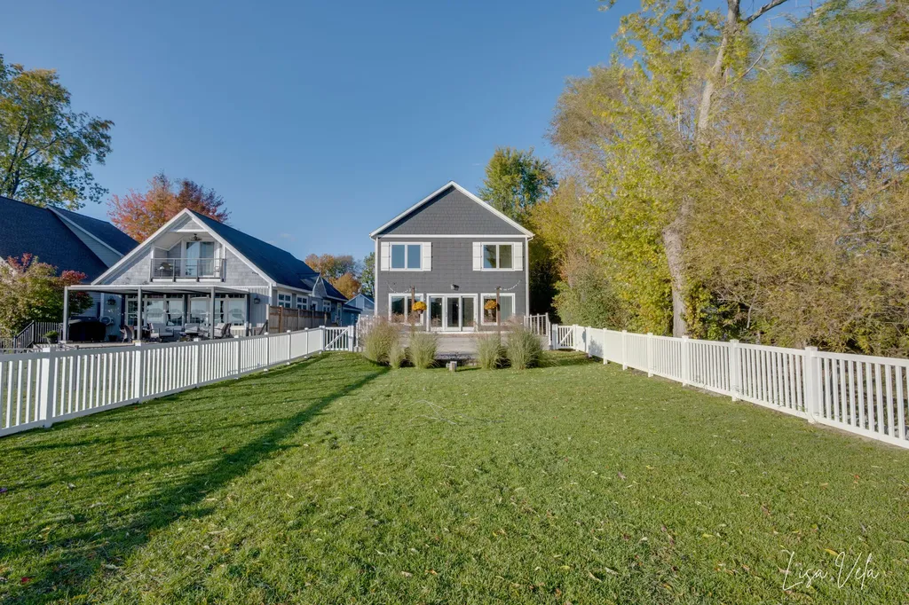 447 Lakeshore Boulevard Norton Shores City MI 49444