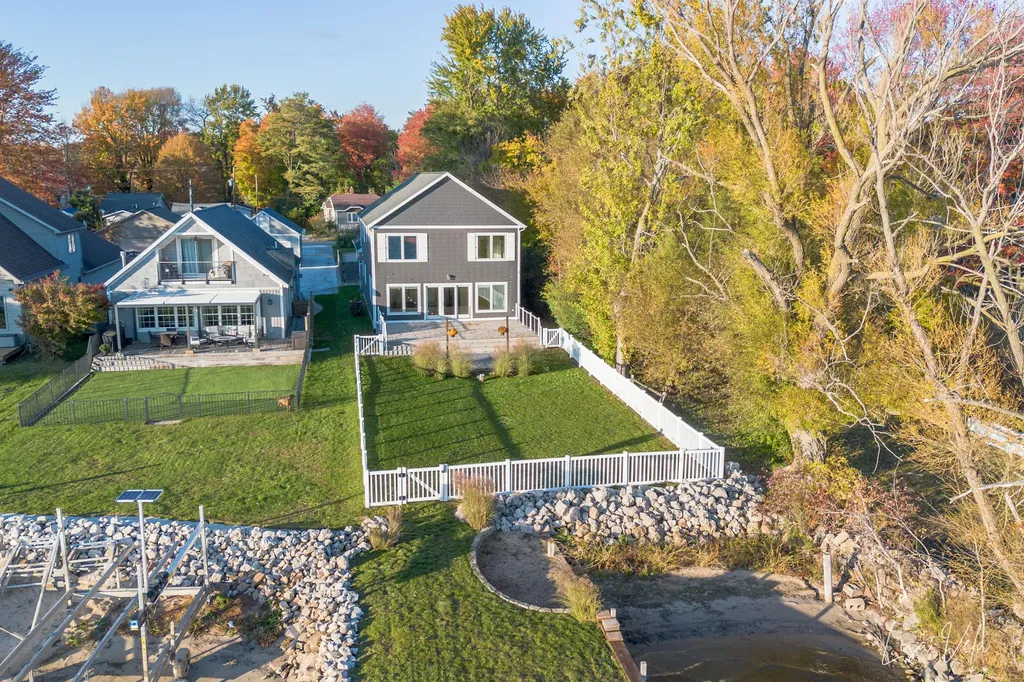 447 Lakeshore Boulevard Norton Shores City MI 49444