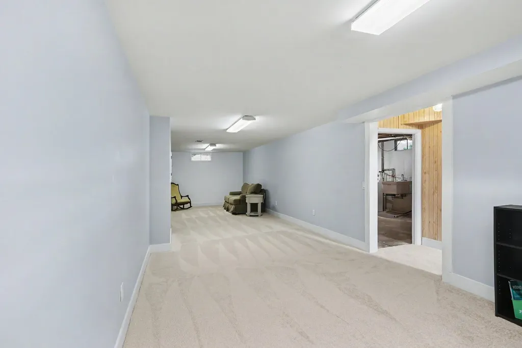 675 Westway Drive NW Walker City MI 49534