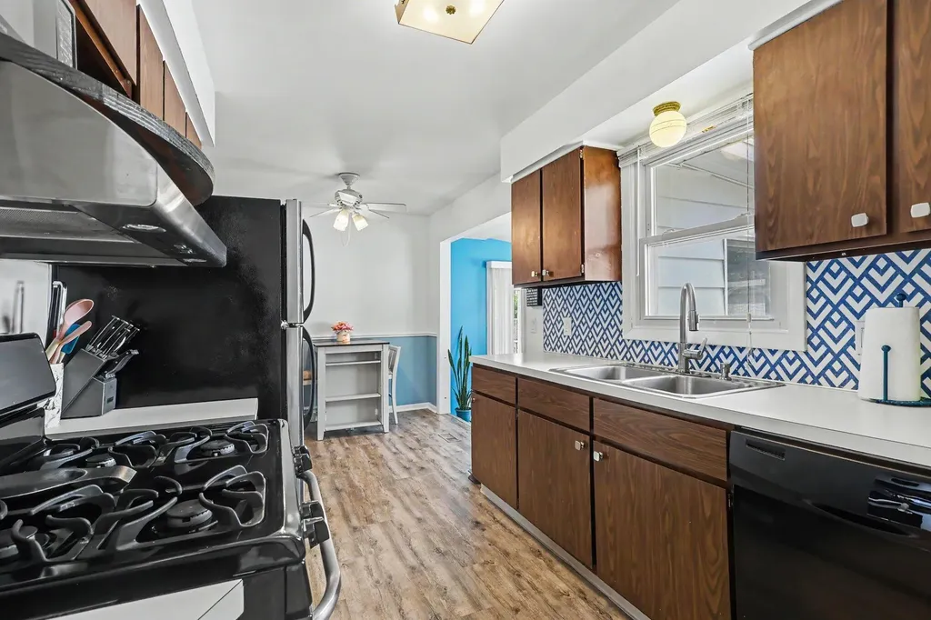 675 Westway Drive NW Walker City MI 49534