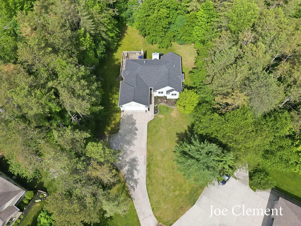 9347 Cedar Pines Lane NE Algoma Township MI 49345