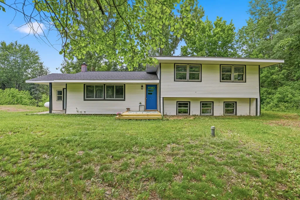 17760 White Road Casnovia Township MI 49303