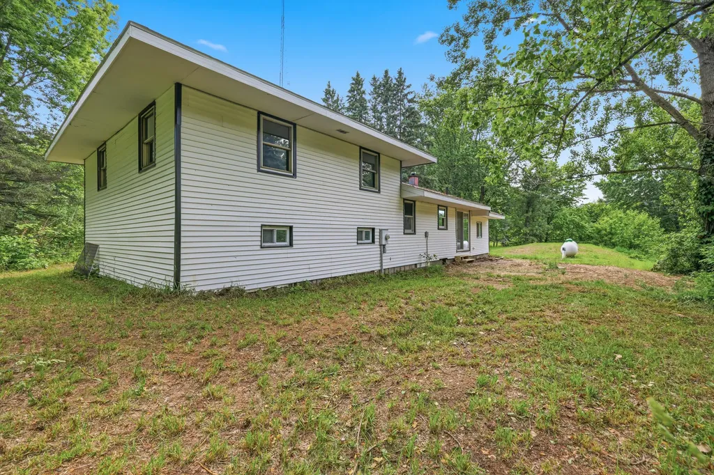17760 White Road Casnovia Township MI 49303