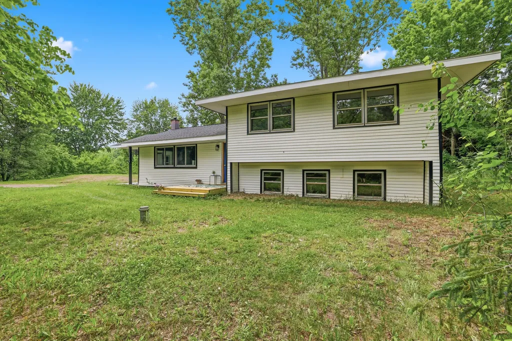 17760 White Road Casnovia Township MI 49303