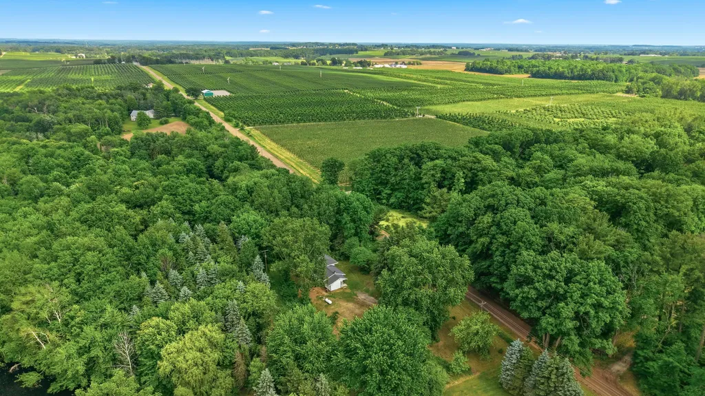 17760 White Road Casnovia Township MI 49303