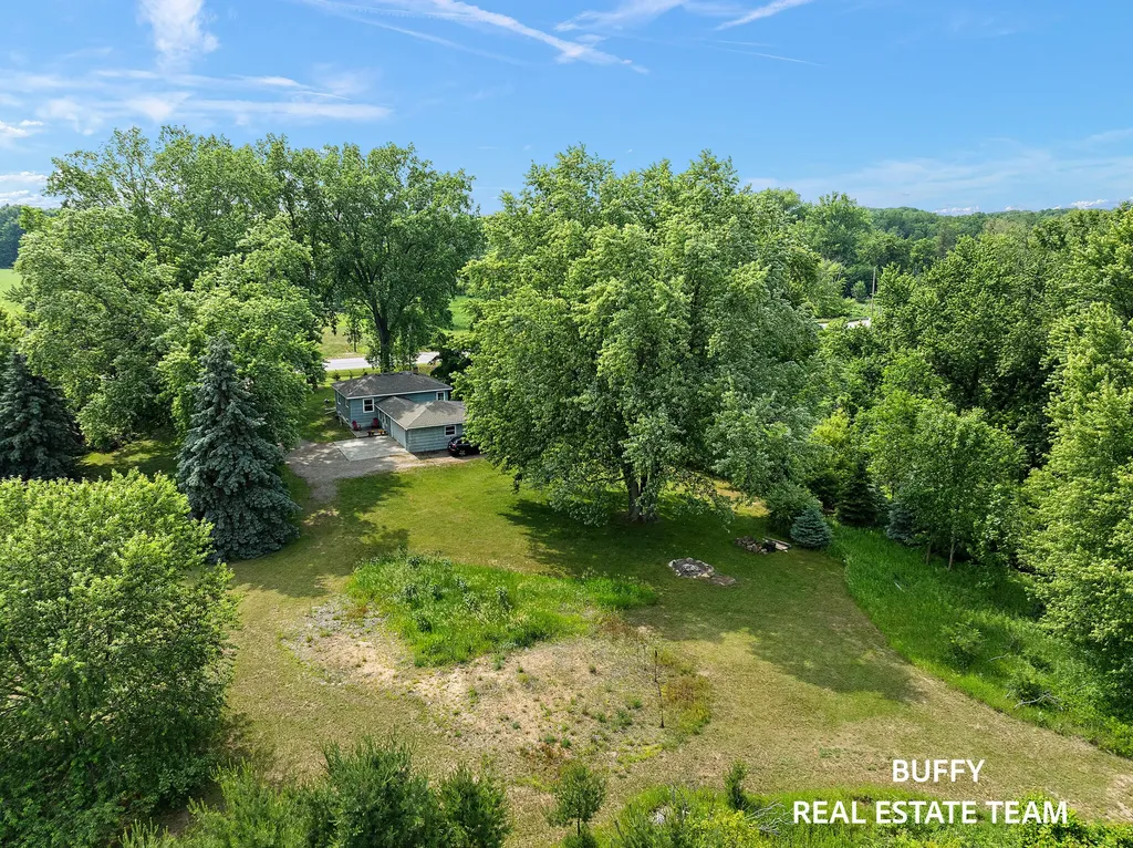 13384 68th Avenue Allendale Charter Township MI 49401