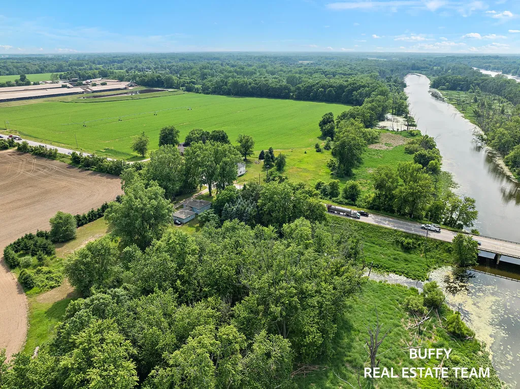 13384 68th Avenue Allendale Charter Township MI 49401