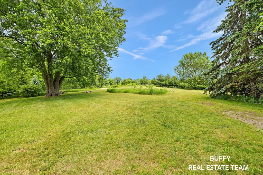 13384 68th Avenue Allendale Charter Township MI 49401