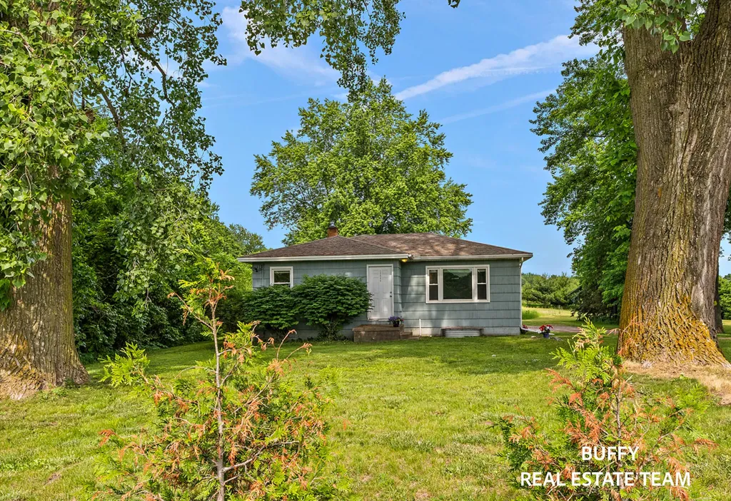 13384 68th Avenue Allendale Charter Township MI 49401